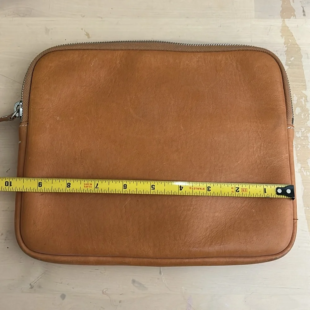 Shinola Leather Laptop Bag Minimalist Design, Brown Leather Zip Pouch